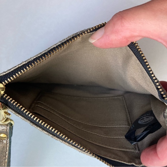 Fossil Leather Multi Colored Striped Wristlet - Picture 5 of 7